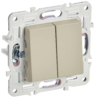 Выключатель перекрестный 2-кл. SKANDY 10А SK-V06B беж. IEK SK-V23-0-10-K10