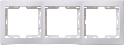 Рамка 3-м Кварта РГ-3-КБ горизонт. бел. GENERICA EMK30-K01-DM