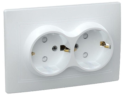 Розетка 2-м СП Кварта РСш12-3-КБ 16А IP20 с заземл. защ. шторки бел. GENERICA ERK21-K01-16-DM