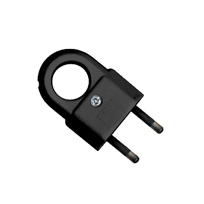 Вилка электрическая 6А 250В плоская с ушком без. заземл. черн. (еврослот) UNIVersal А1030