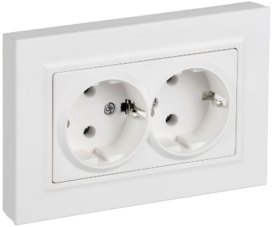 Розетка 2-м СП BRITE РСПл12-3-БрАБ 16А в сборе с заземл. без защ. шторок плоская арктич. бел. IEK BR-R27-16-K91-F