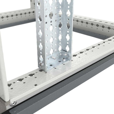 Рейка широкая вертикальная для корпусов CQE N В=2200мм (уп.2шт) DKC R5NPDV22