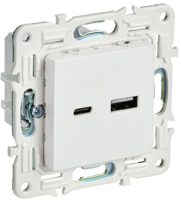 Розетка USB A+C 18Вт SKANDY SK-R13W арктич. бел. IEK SK-U22-018-K01