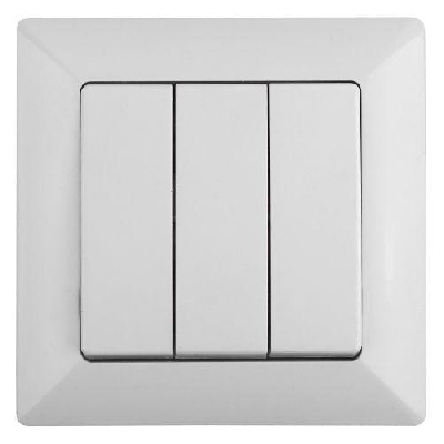 Выключатель 3-кл. СП Solo 4-106-01 10А 250В IP20 бел. Intro Б0053601