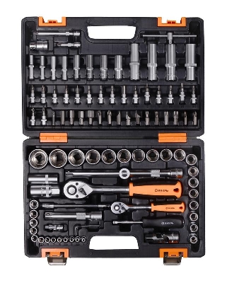 Набор инструментов АВТО 1/2дюйм 1/4дюйм CrV в кейсе 94 предмета Вихрь 73/6/7/7