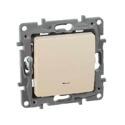 Выключатель 1-кл. СП Etika 10А IP20 250В 10AX с подсветкой/индикацией безвинтов. зажимы механизм сл. кость IEK 672303