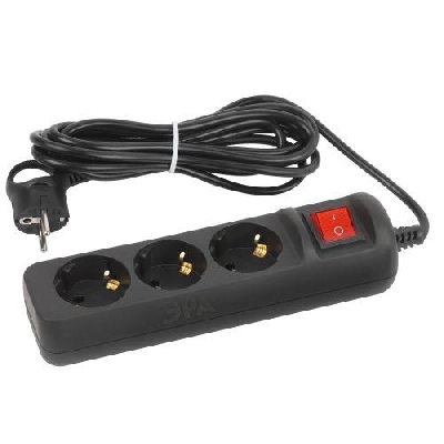 Удлинитель 3х5м с заземл. 10А с выкл. ПВС 3х0.75 черн. UX-3es-5m-B Эра Б0057729