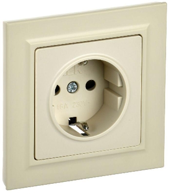 Розетка СП BRITE РСР14-1-0-БрКр 16А в сборе с заземл. защ. шторки беж. IEK BR-R14-16-K10-F