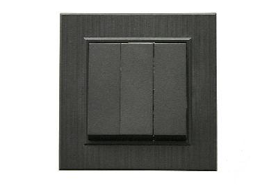 Выключатель 3-клав. 1 вход 3 выхода Karea LINE STAR дым. металлик Makel 86050091