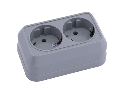 Розетка 2-м ОП IP20 с заземл. сер. Makel 45082